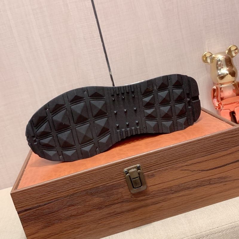 Louis Vuitton Low Shoes